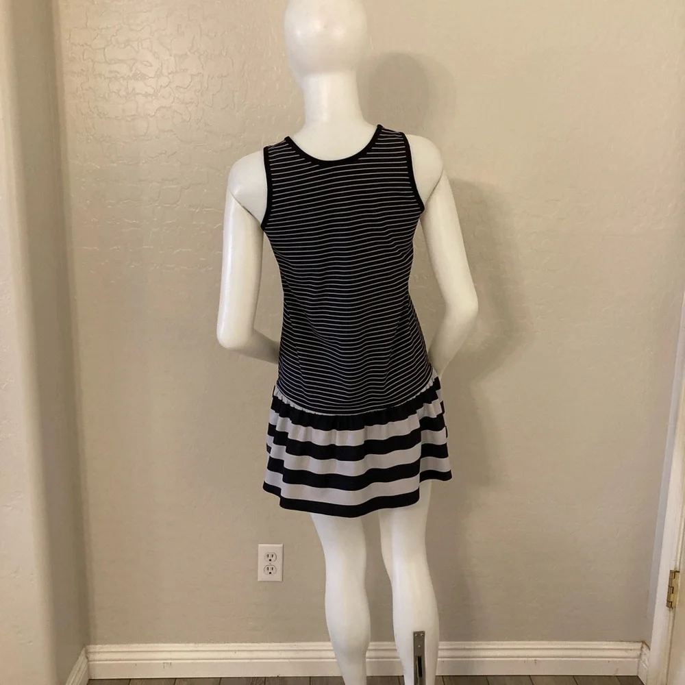 Rare Lululemon Both Ways Dress Parallel Stripe / Black 4-6